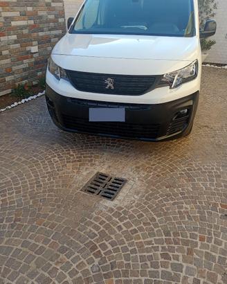 PEUGEOT PARTNER 1.5 HDI KM 81000 FULL OPTIONAL