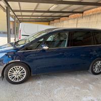 Ford Galaxy 7 posti