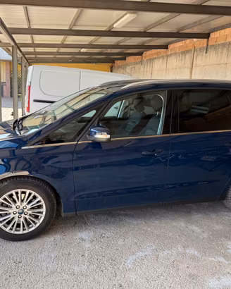 Ford Galaxy 7 posti