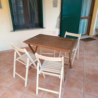 Tavolo pieghevole + 4 sedie pieghevoli 