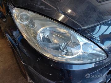 Proiettore destro PEUGEOT 1007 del 2006