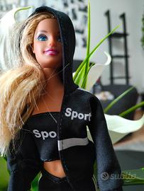 Barbie sport con tuta