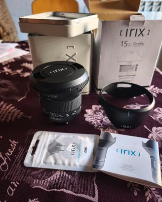 Obiettivo grandangolare per Nikon Irix 15mm