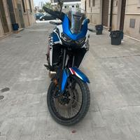 Africa twin 1100 automatca