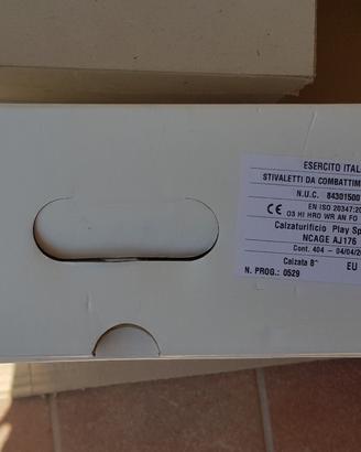 Anfibi/ Scarpe superga esercito