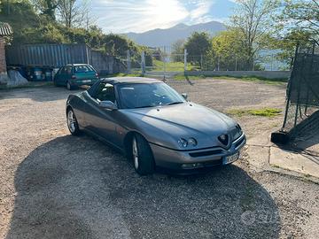 Alfa Romeo GTV Spider