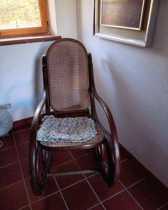 sedia a dondolo vintage