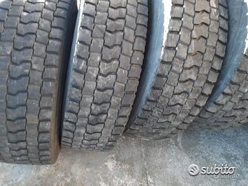 Gomme 315 80 22.5 pirelli seminuove