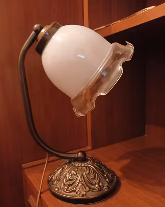 Lampade da comodino in stile