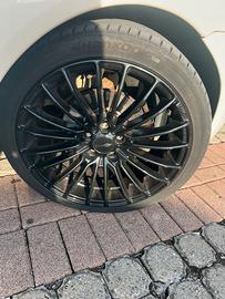 Cerchi in lega 18 Pollici con gomme