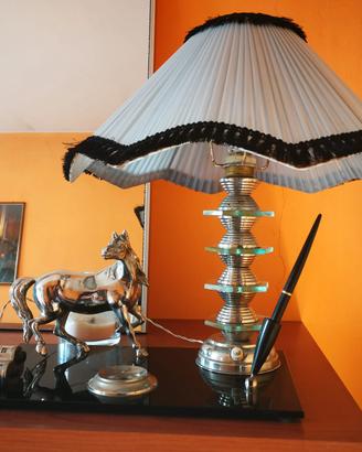 Lampada vintage con cavallo 