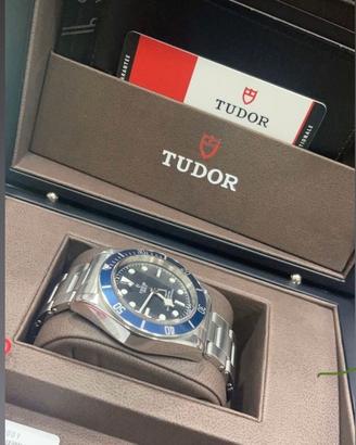 TUDOR BLACK BAY