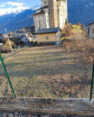 698 mq terreno edificabile Tresivio Via Rusconi 5