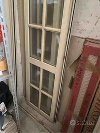 balcone in PVC vetrocamera bianco