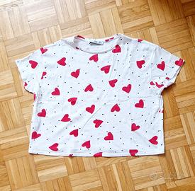 T-shirt fantasia a cuori