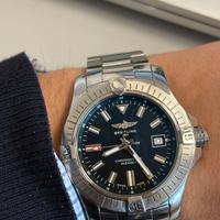Breitling Avenger A17318