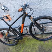 Bicicletta Cube