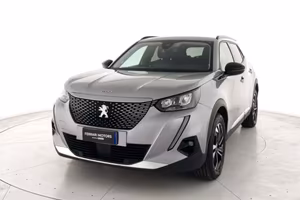 PEUGEOT e-2008 Allure Pack 100kW