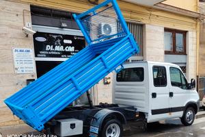 Iveco Daily 35c18 Doppia cabina Ribaltabile Motore