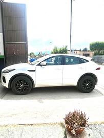 Auto Jaguar e pace