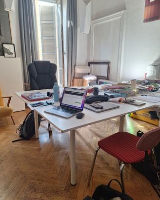 SCRIVANIA D'UFFICIO