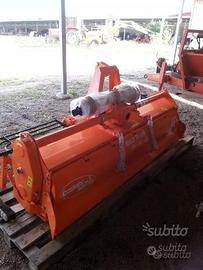 Fresa Nuova Cosmo UH-84, 455Kg larghezza 210