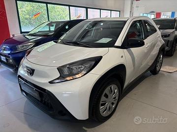 Toyota Aygo X 1.0B (72 CV) Active