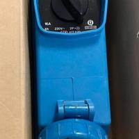 Palazzoli 472620 - SERIE TAIS PRESA INTERBLOCCATA