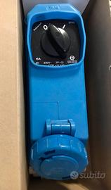 Palazzoli 472620 - SERIE TAIS PRESA INTERBLOCCATA