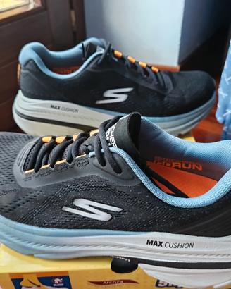 Scarpe Skechers Max Cushioning Arch Fit 2.0 