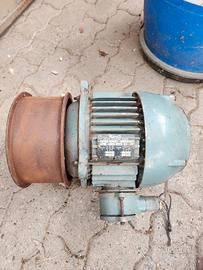 Motore elettrico trifase Marelli MAC302RM 