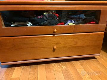 Letto matrimoniale con 2 comodini senza materasso