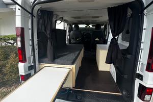 Opel vivaro allestito