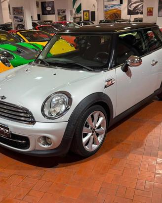 MINI Cooper D 2.0 16V Cooper D Automatica