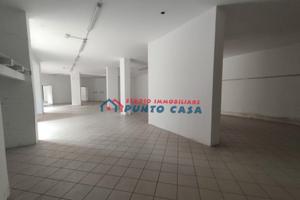 PRESSI VIALE DELLA PROVINCIA - Locale + parcheggio