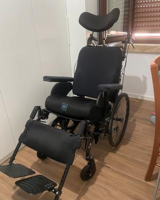 Carrozzina disabili basculante