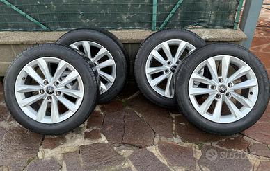 CERCHI IN LEGA 16 AUDI A3 VW GOLF GOMME 205/55/16
