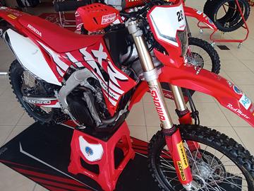 Honda CRF 450 XR enduro red moto