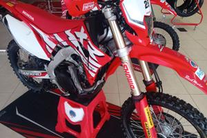 Honda CRF 450 XR enduro red moto
