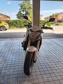 Honda Cb 1000 r