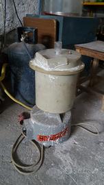 Miscelatore per gesso in automatico