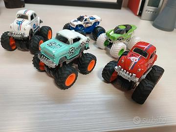 Macchinina Monster Trucks