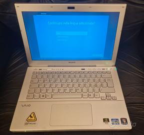 Notebook Sony  Vaio SVS13 12/240 Gb i5 13 pollici