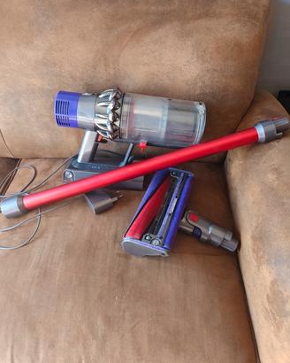 Dyson v10 