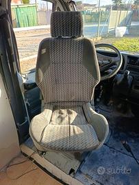 SEDILE GIREVOLE ANTERIORE CAMPER
