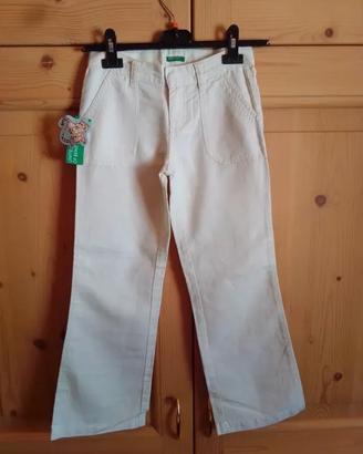 Pantaloni larghi bianco panna United Colors
