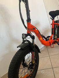 bicicletta elettrica pieghevole 