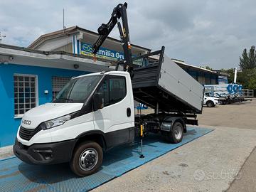 Iveco Daily 35-160 allestito con Gru HC 38 A3