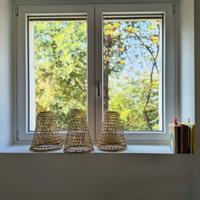 Lampadario in giunco intrecciato a nassa