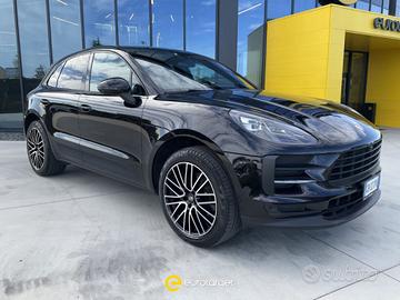 PORSCHE Macan 2.0